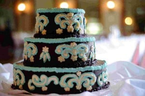 Chocolate-Fudge-Wedding-Cake